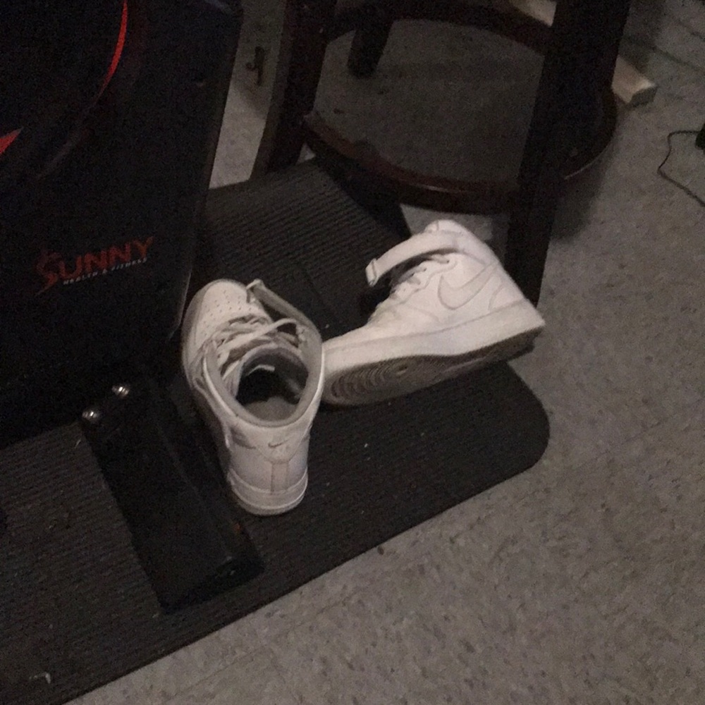 AirForce 1 Nike worn by (Dwayne wade)